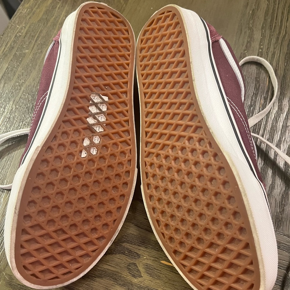 Vans Old Skool Shoes - Picture 7 of 7